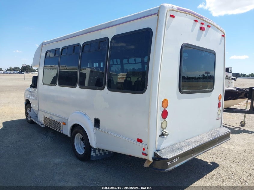 1FDFE4FS5DDA05877 2013 FORD ECONOLINE photo no. 3
