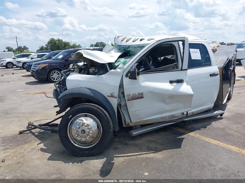 3C7WRLEL7JG218943 2018 RAM 4500 photo no. 2