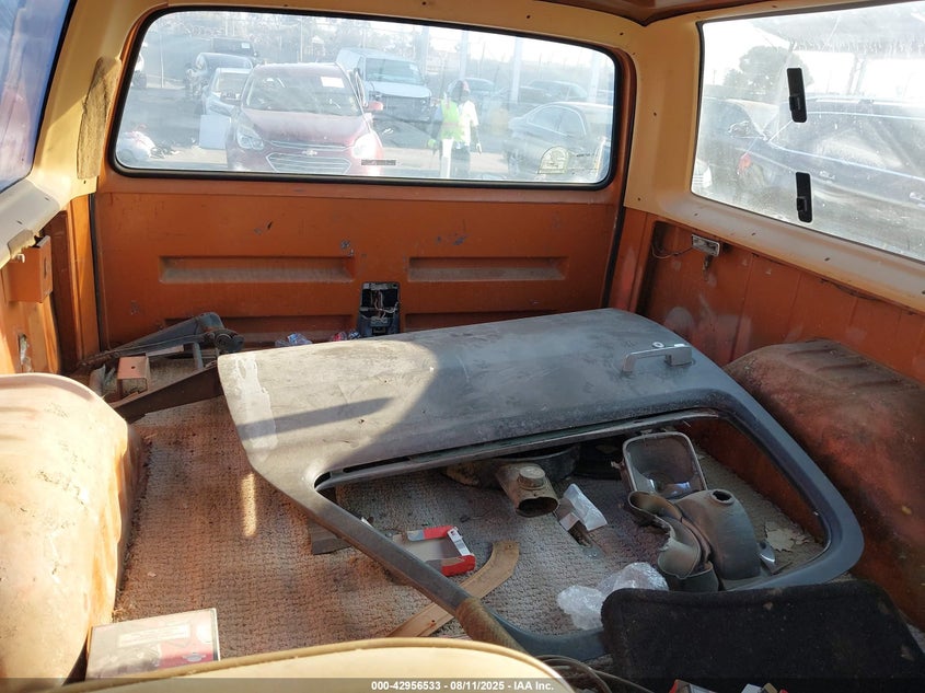 1982 Dodge Ramcharger Aw-100 VIN: 1B4GW12R5CS265968 Lot: 42956533