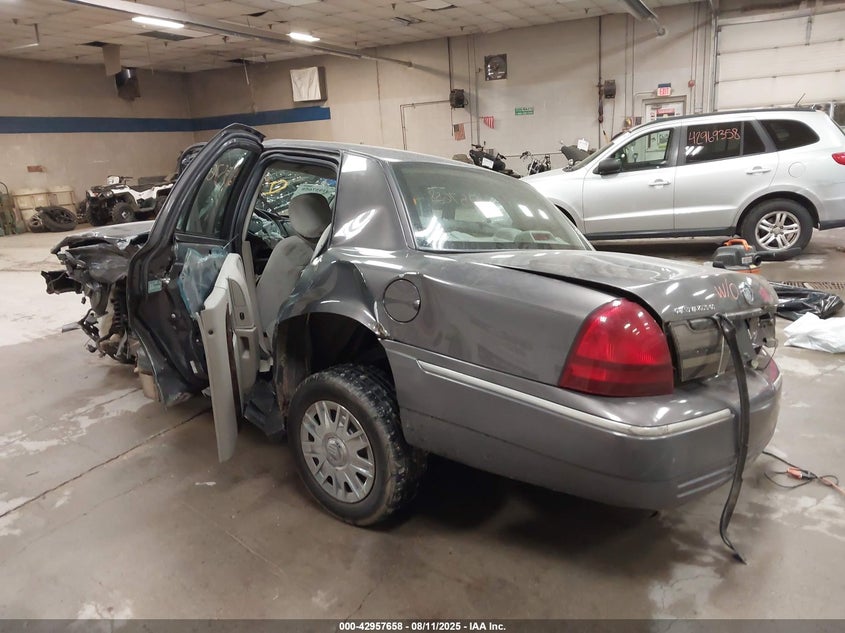 2MEFM74W27X612300 2007 MERCURY GRAND MARQUIS photo no. 3