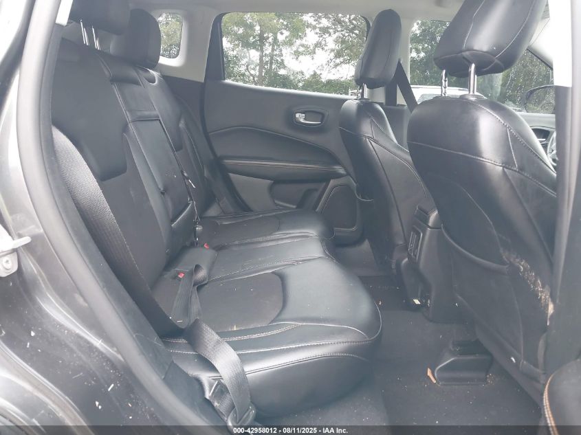 2017 Jeep New Compass Latitude Fwd VIN: 3C4NJCBBXHT672732 Lot: 42958012