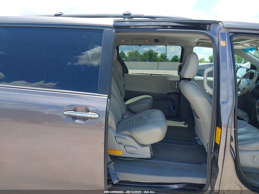 2012 Toyota Sienna Xle V6 8 Passenger VIN: 5TDYK3DCXCS263181 Lot: 42958403