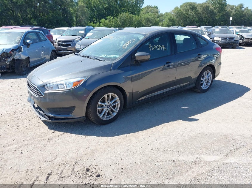 Vin: 1fadp3f23jl328302, lot: 43452512, ford focus se 20182