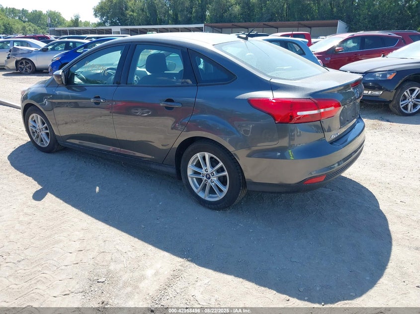 Vin: 1fadp3f23jl328302, lot: 43452512, ford focus se 20183