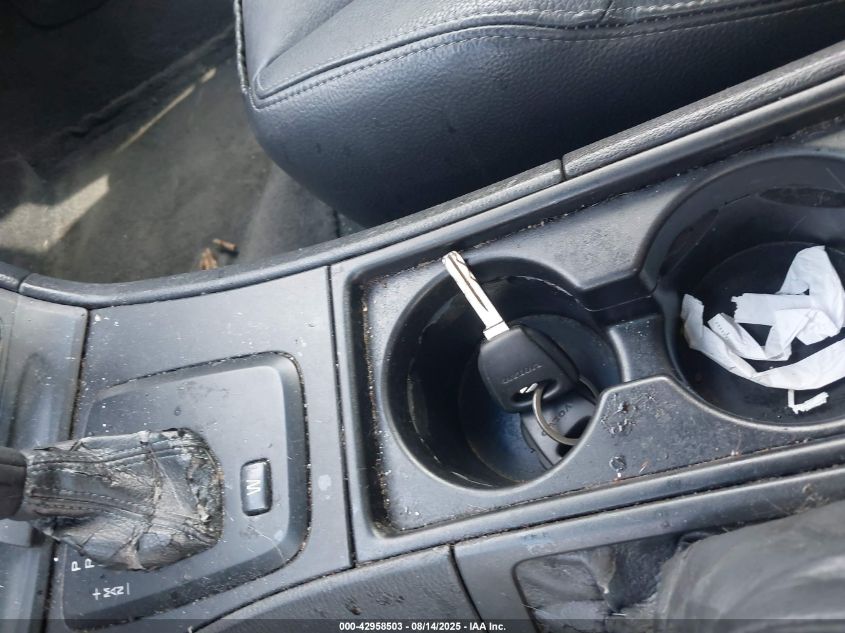 2004 Volvo V70 2.5T VIN: YV1SW59V242365643 Lot: 42958503