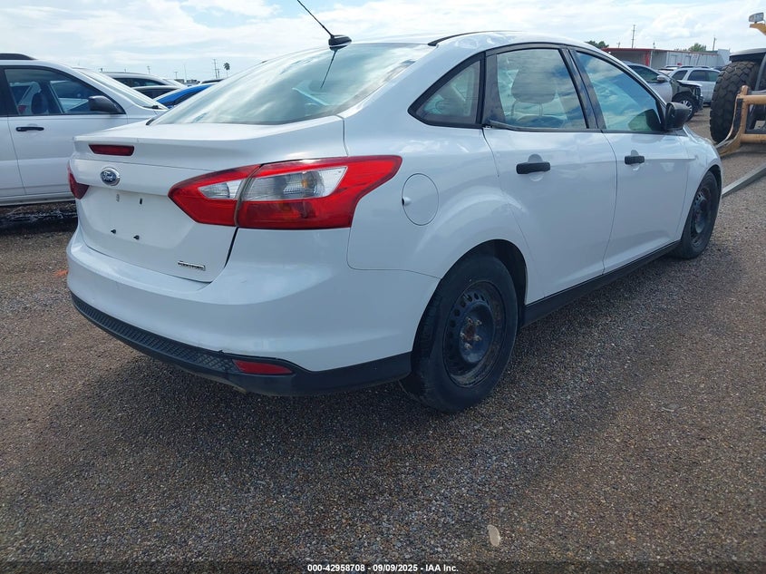 Vin: 1fadp3e24el451498, lot: 43452724, ford focus s 20144