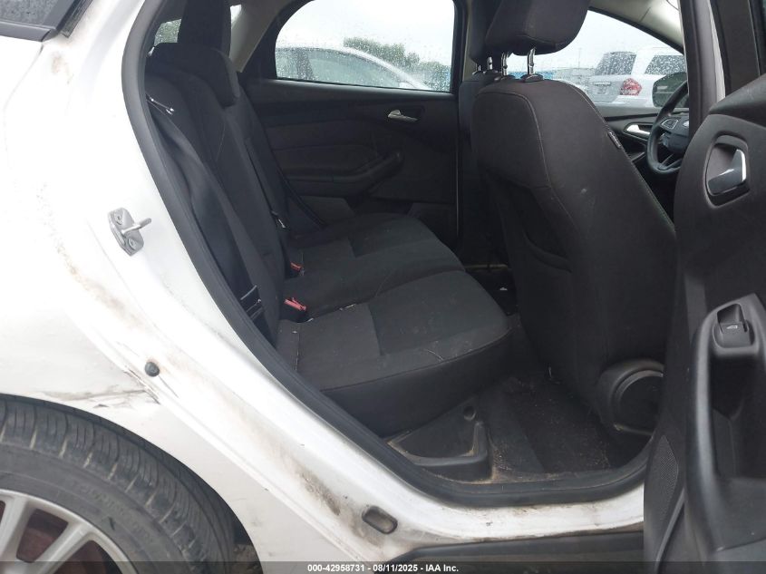 2015 Ford Focus Se VIN: 1FADP3K21FL281915 Lot: 42958731