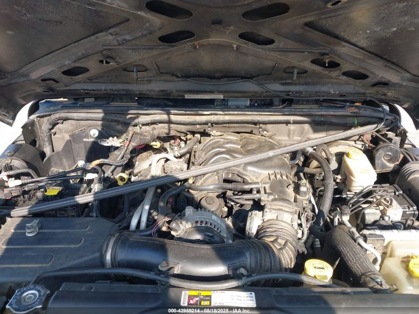 2013 Jeep Wrangler Unlimited Sahara VIN: 1C4BJWEG6DL602730 Lot: 42959214