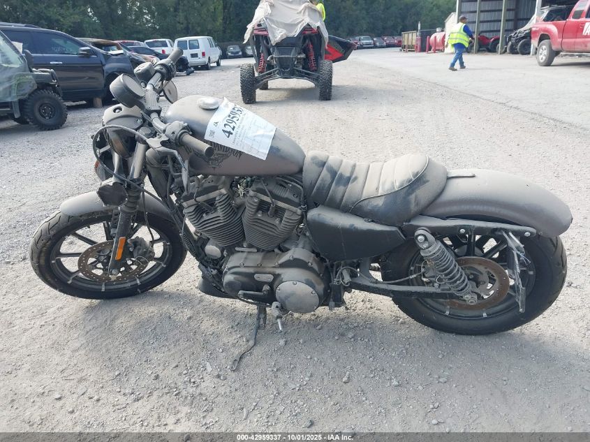 2017 Harley-Davidson Xl883 Iron 883 VIN: 1HD4LE216HC440793 Lot: 42959337