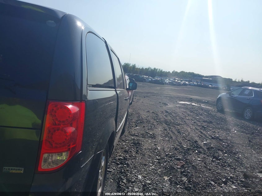 Vin: 2d4rn3dg2br626517, lot: 43453629, dodge grand caravan mainstreet 20114