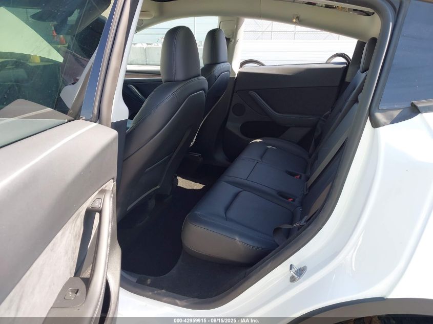 2024 Tesla Model Y Long Range Dual Motor All-Wheel Drive VIN: 7SAYGDEE4RF151287 Lot: 42959915