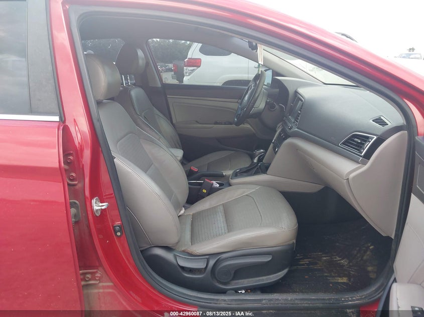 2017 HYUNDAI ELANTRA LIMITED - KMHD84LF1HU263700