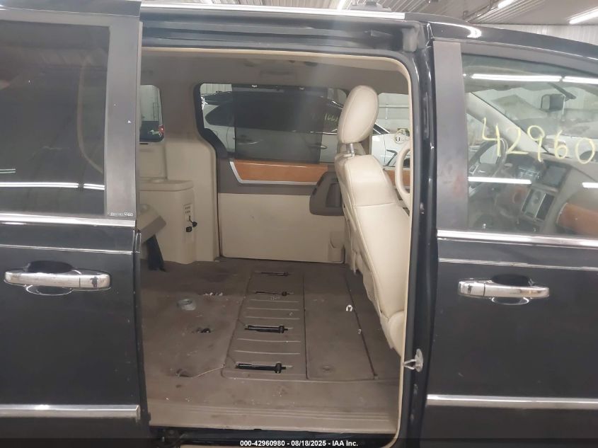 2008 Chrysler Town & Country Limited VIN: 2A8HR64X48R662015 Lot: 42960980