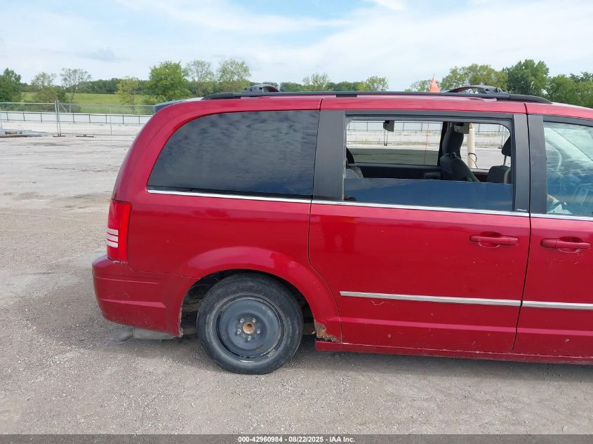 2010 Chrysler Town & Country Touring VIN: 2A4RR5D19AR221398 Lot: 42960984