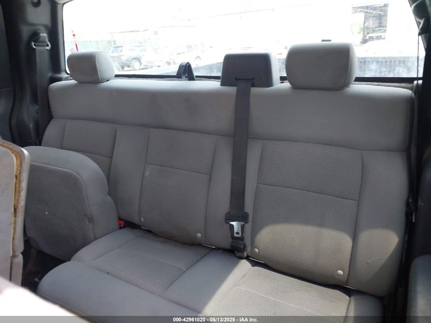 2004 Ford F150 VIN: 1FTPX14554NA22252 Lot: 42961020