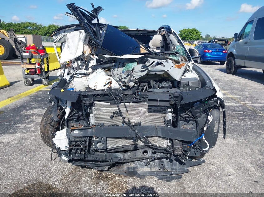 2024 HYUNDAI TUCSON LIMITED - 5NMJECDE1RH360873