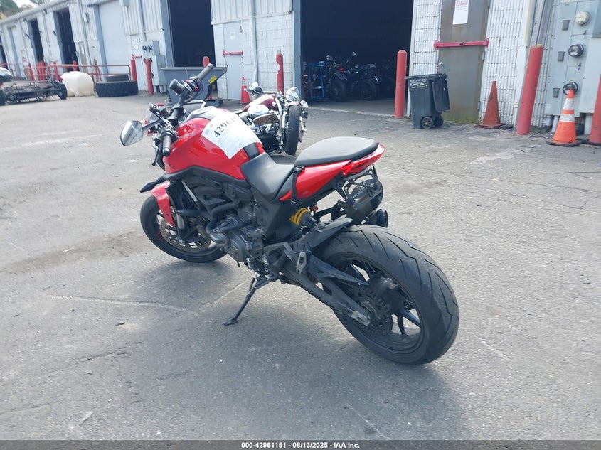 2021 DUCATI MONSTER auction photo 3