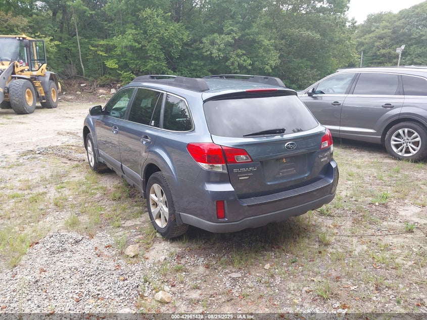 Vin: 4s4brbcc1d3318970, lot: 43455444, subaru outback 2.5i premium 20133