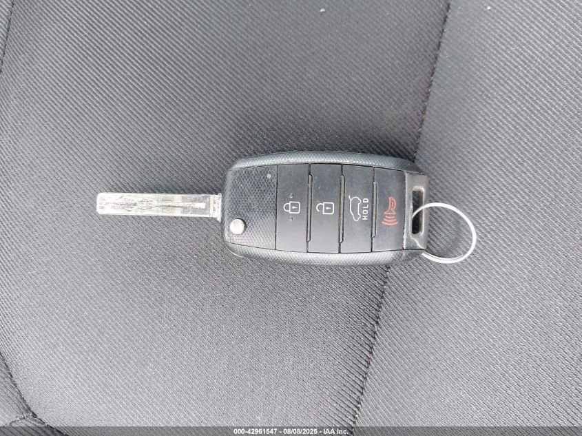 2019 Kia Soul + VIN: KNDJP3A55K7668625 Lot: 42961547