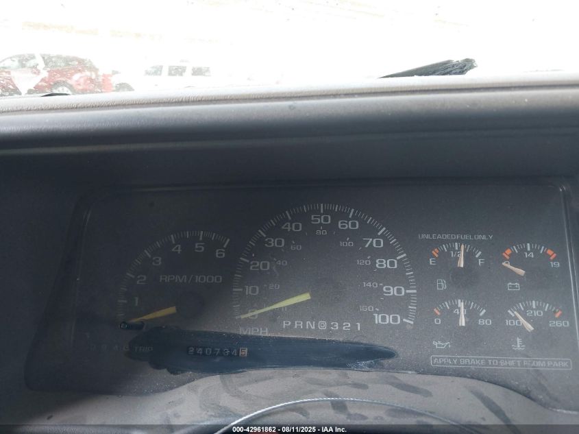 1998 GMC Yukon Slt VIN: 1GKEK13R6WJ705568 Lot: 42961862