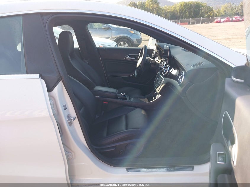 2015 MERCEDES-BENZ CLA 250 4MATIC - WDDSJ4GB8FN272737