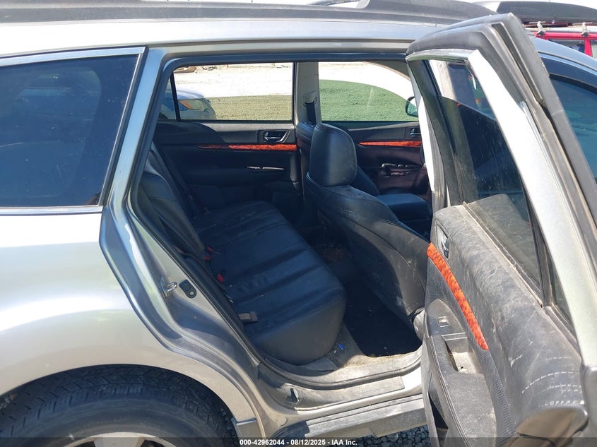 4S4BRBKC6B3443591 2011 SUBARU OUTBACK photo no. 8