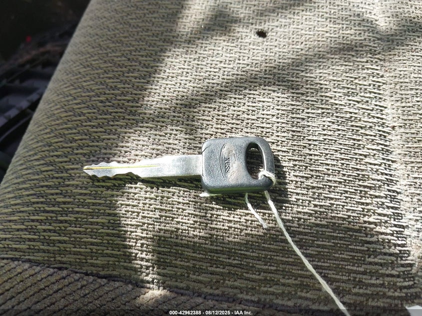 2004 Ford F-250 Lariat/Xl/Xlt VIN: 1FTNX21S64EA71600 Lot: 42962388