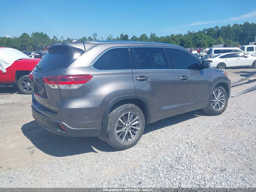 Vin: 5tdjzrfh9hs435958, lot: 43456636, toyota highlander xle 20174