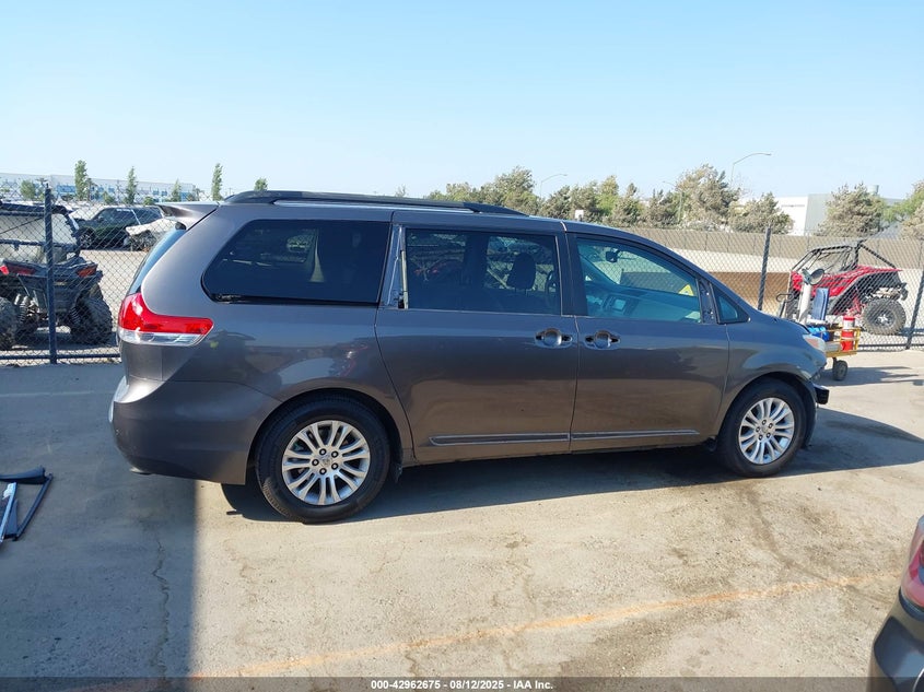 2012 Toyota Sienna Xle V6 8 Passenger VIN: 5TDYK3DC9CS239633 Lot: 42962675