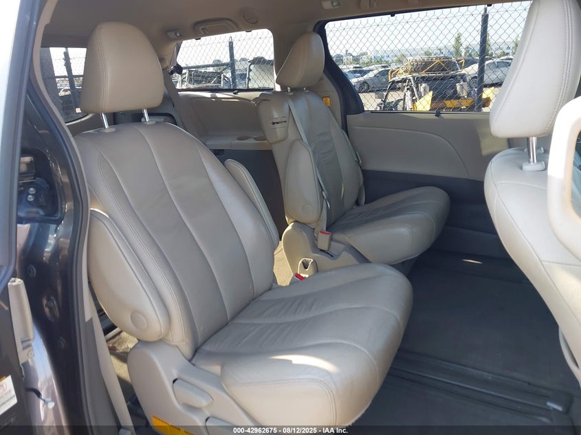 2012 Toyota Sienna Xle V6 8 Passenger VIN: 5TDYK3DC9CS239633 Lot: 42962675