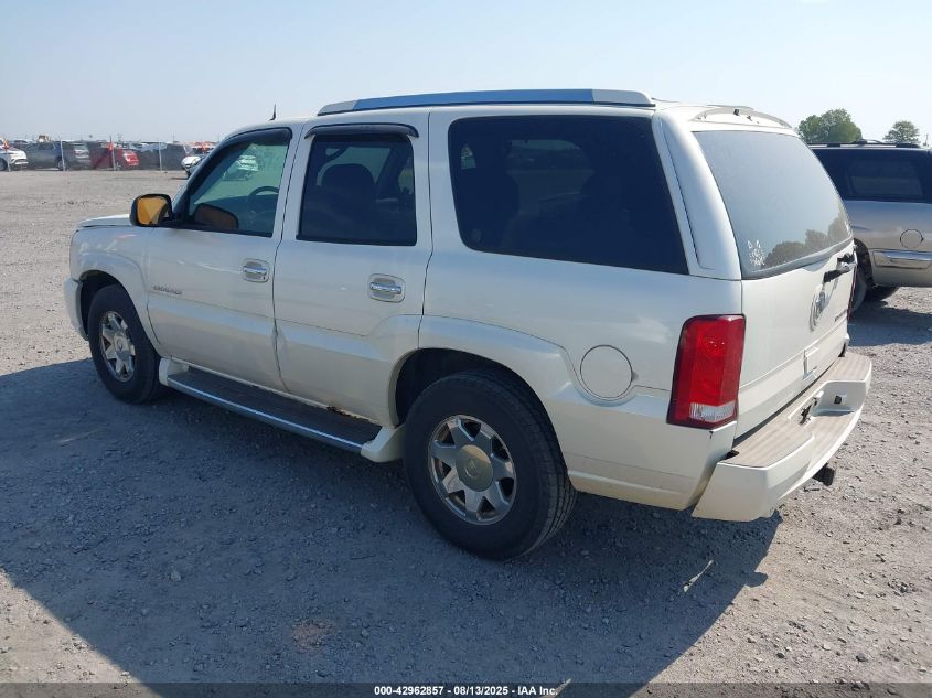 2004 Cadillac Escalade Standard