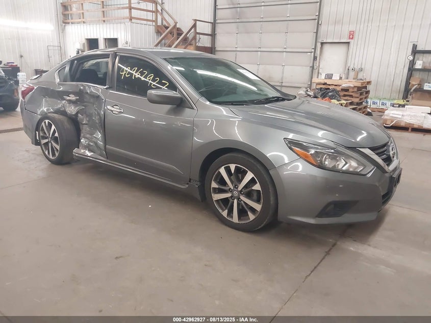 NISSAN ALTIMA 2.5 SR