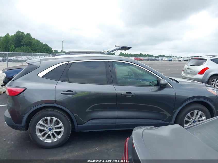 2020 FORD ESCAPE SE - 1FMCU0G60LUB38335