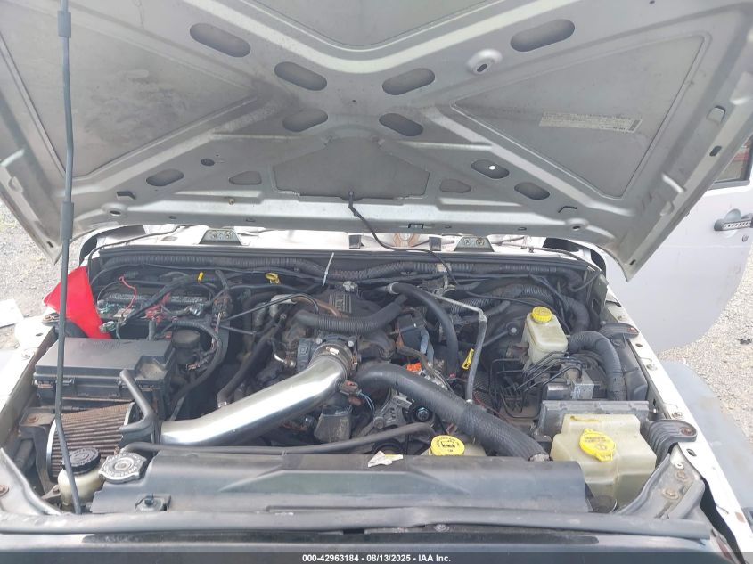 2008 Jeep Wrangler X VIN: 1J4FA24168L509777 Lot: 42963184