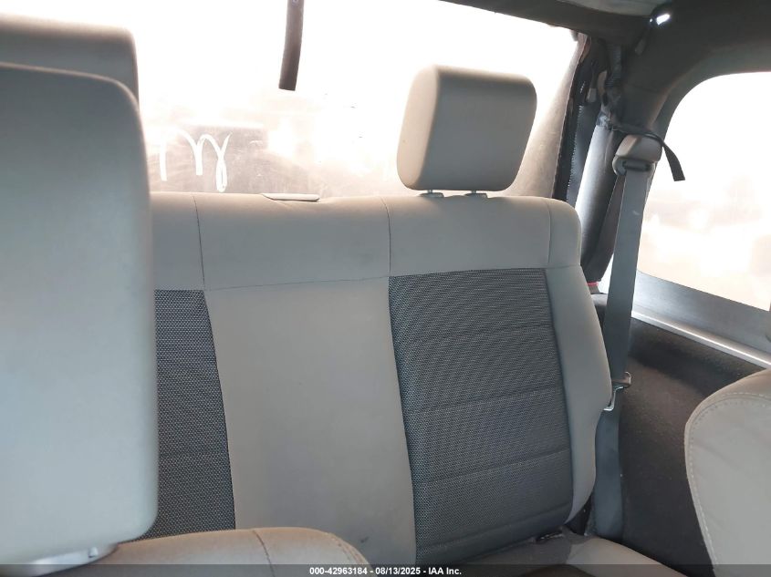 2008 Jeep Wrangler X VIN: 1J4FA24168L509777 Lot: 42963184