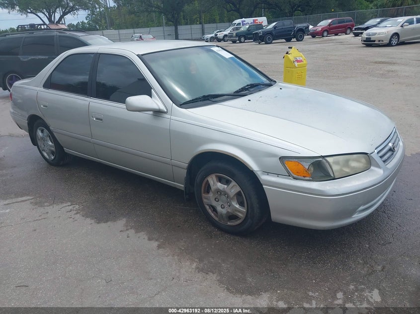 JT2BG22K2Y0438215 2000 Toyota Camry Le auction photo 1