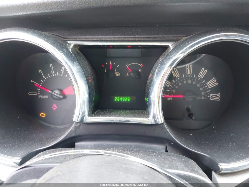 2006 FORD MUSTANG auction photo 7