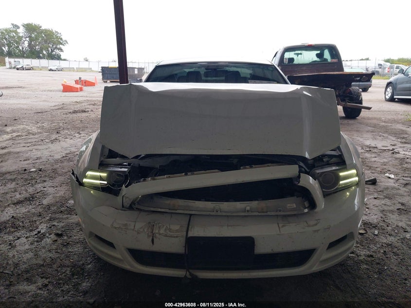 2014 FORD MUSTANG V6 - 1ZVBP8AM2E5246978
