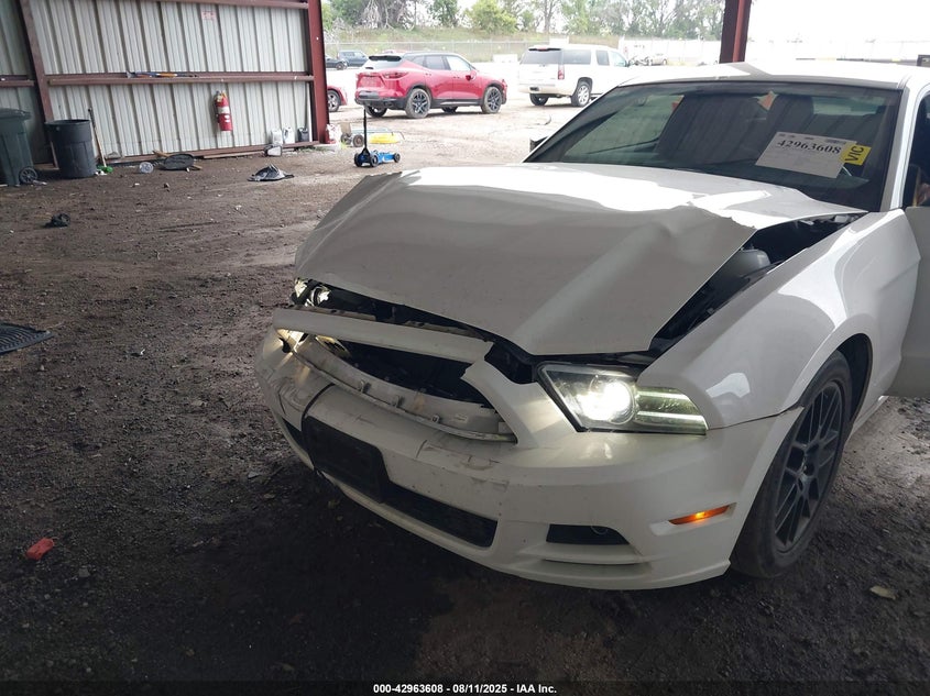 2014 FORD MUSTANG V6 - 1ZVBP8AM2E5246978