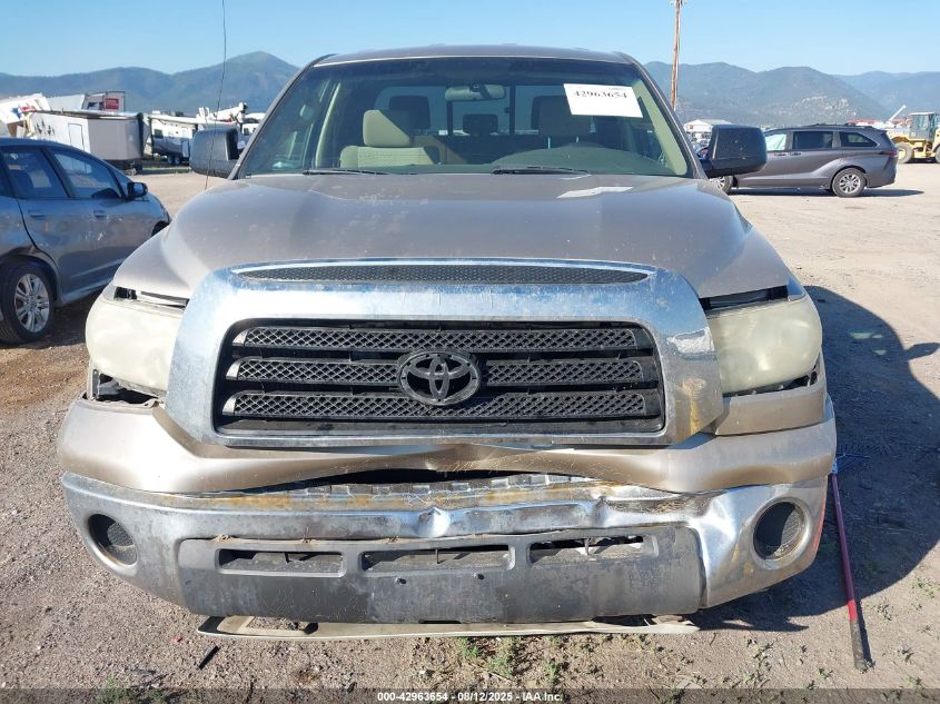 2007 Toyota Tundra Sr5 5.7L V8 VIN: 5TFBV54107X030658 Lot: 42963654