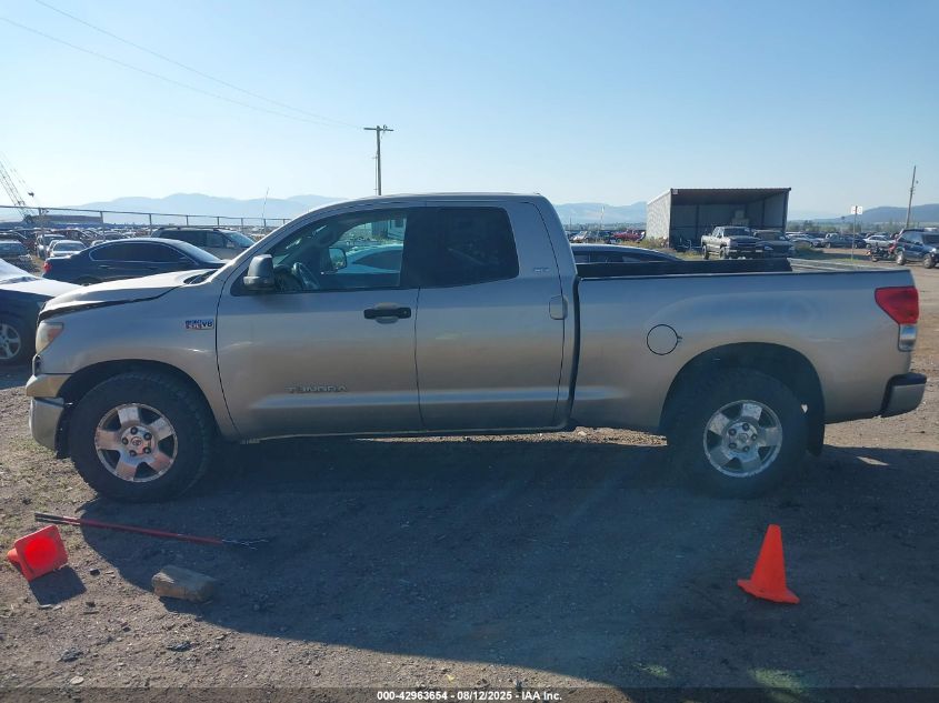 2007 Toyota Tundra Sr5 5.7L V8 VIN: 5TFBV54107X030658 Lot: 42963654