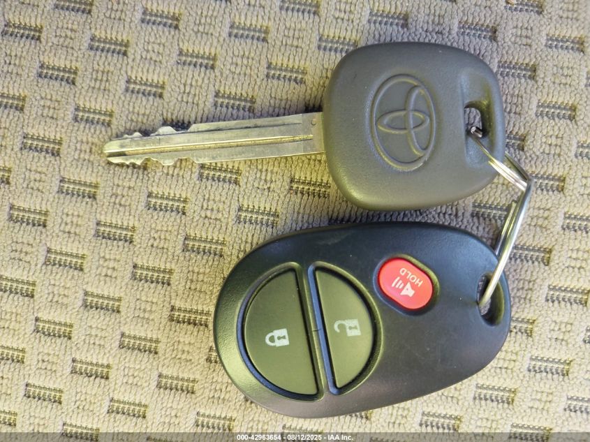 2007 Toyota Tundra Sr5 5.7L V8 VIN: 5TFBV54107X030658 Lot: 42963654