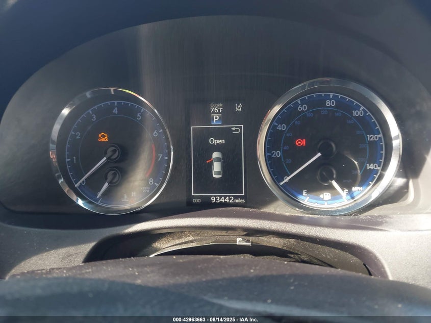 2017 Toyota Corolla Se VIN: 2T1BURHE3HC779039 Lot: 42963663