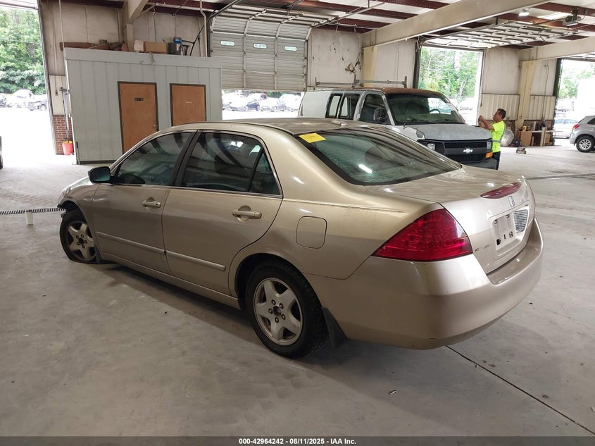 1HGCM56847A135841 2007 HONDA ACCORD photo no. 3
