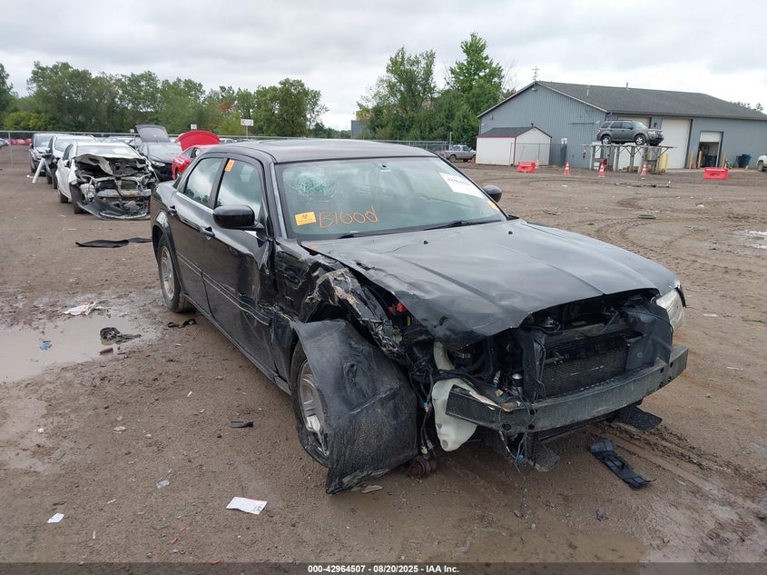 2C3JA53G35H512172 2005 Chrysler 300 Touring auction photo 1
