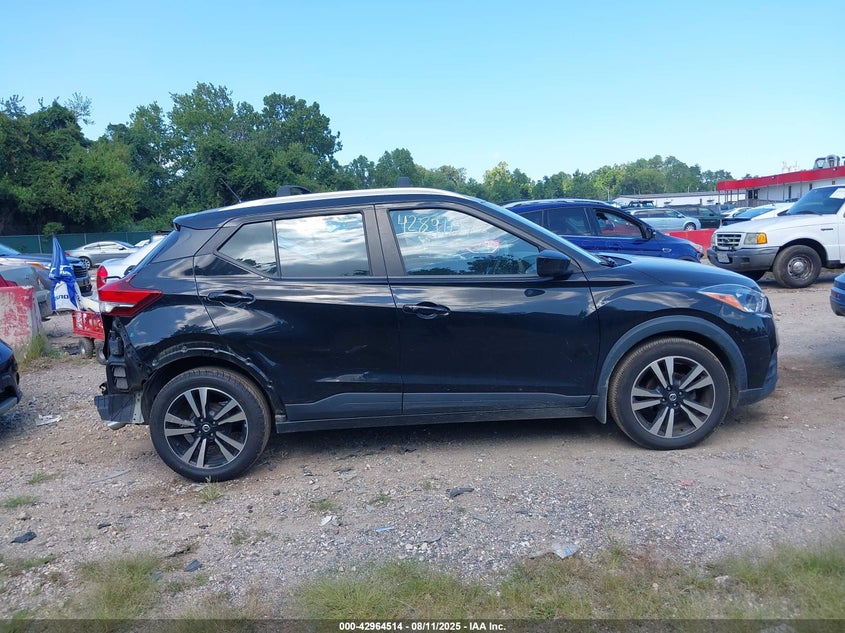 3N1CP5CU3KL546448 2019 Nissan Kicks 1.6 Sv Black