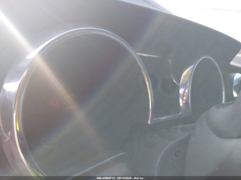 2005 Ford Mustang Gt Deluxe/Gt Premium VIN: 1ZVFT82H655110464 Lot: 42964712