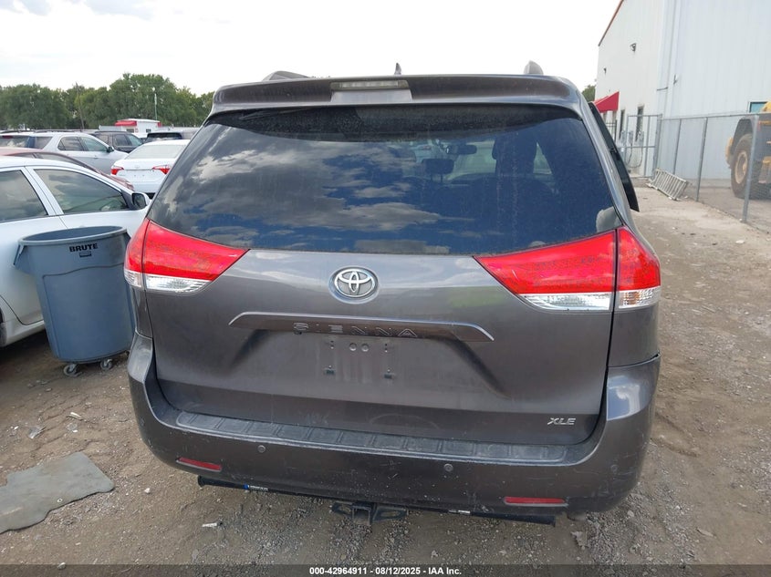 2011 Toyota Sienna Xle V6 VIN: 5TDYK3DC1BS101292 Lot: 42964911