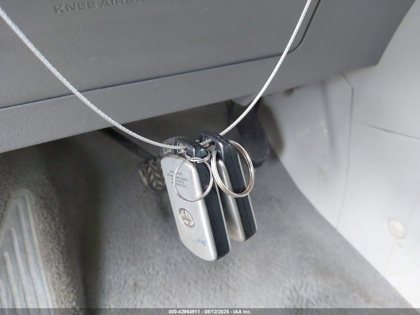 2011 Toyota Sienna Xle V6 VIN: 5TDYK3DC1BS101292 Lot: 42964911