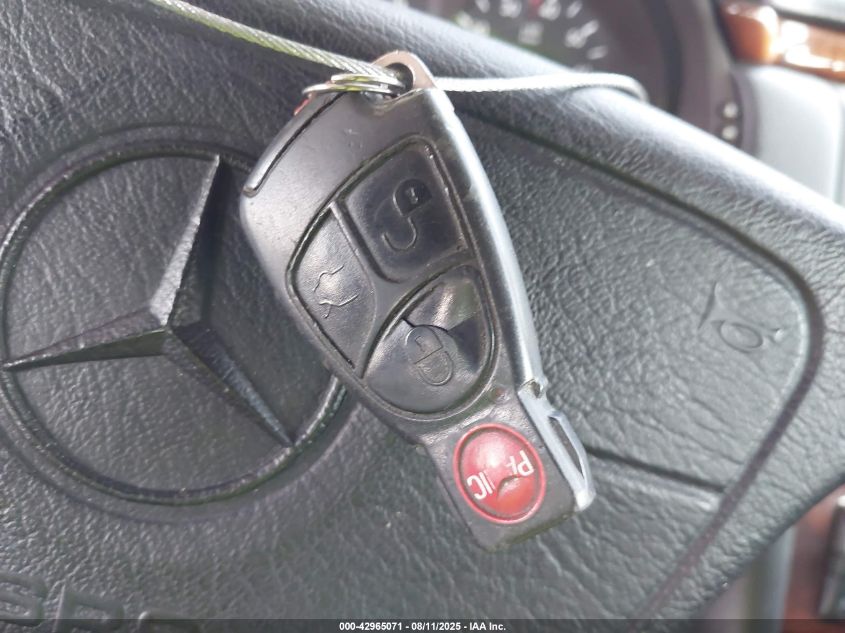 1999 Mercedes-Benz E 320 VIN: WDBJF65H6XA783865 Lot: 42965071